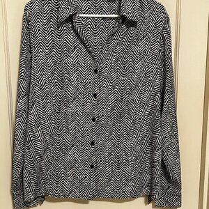 NWOT black & white Chevron striped blouse
